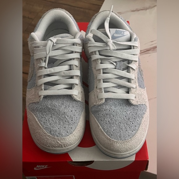 Nike Dunk Low - Photon Dust/Light Armory Blue/Light Smokey Grey W-9 M-7.5 - Picture 4 of 9